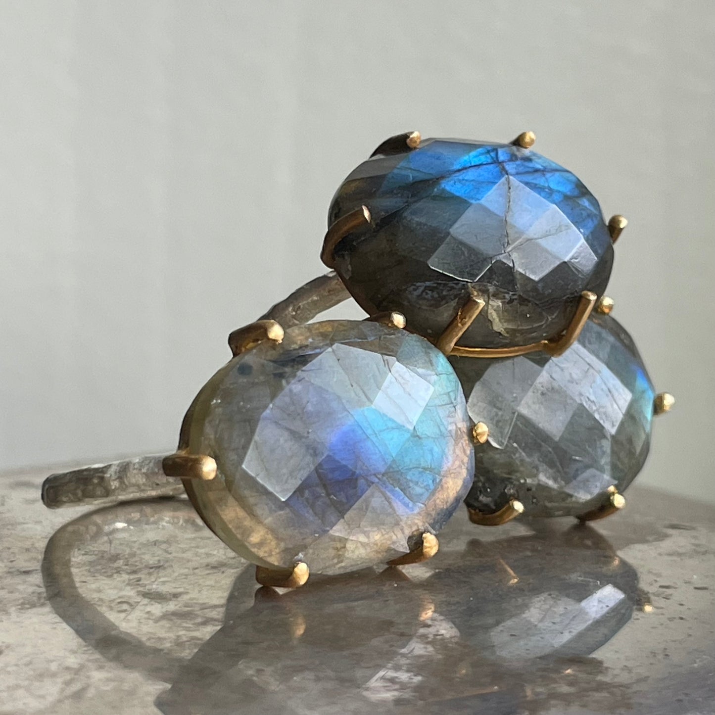 Labradorite Classic