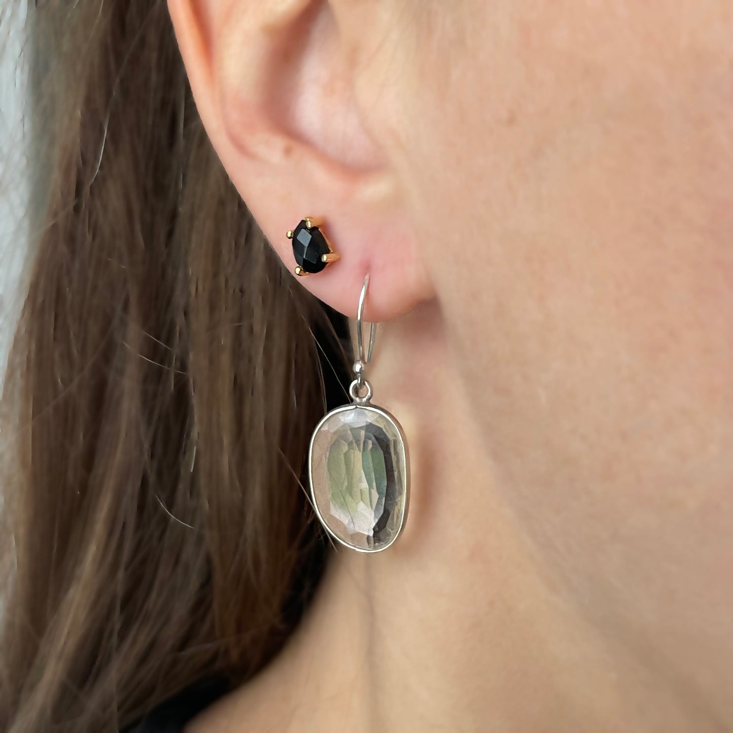 Black Onyx Studs Gold