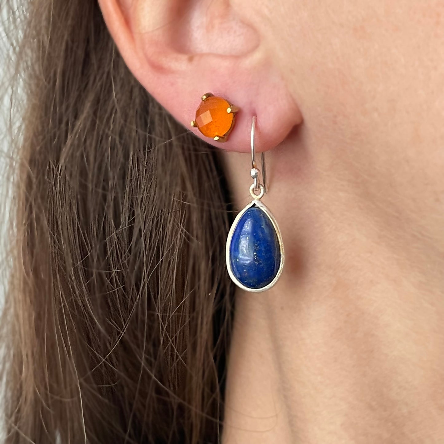 Carnelian Studs Gold