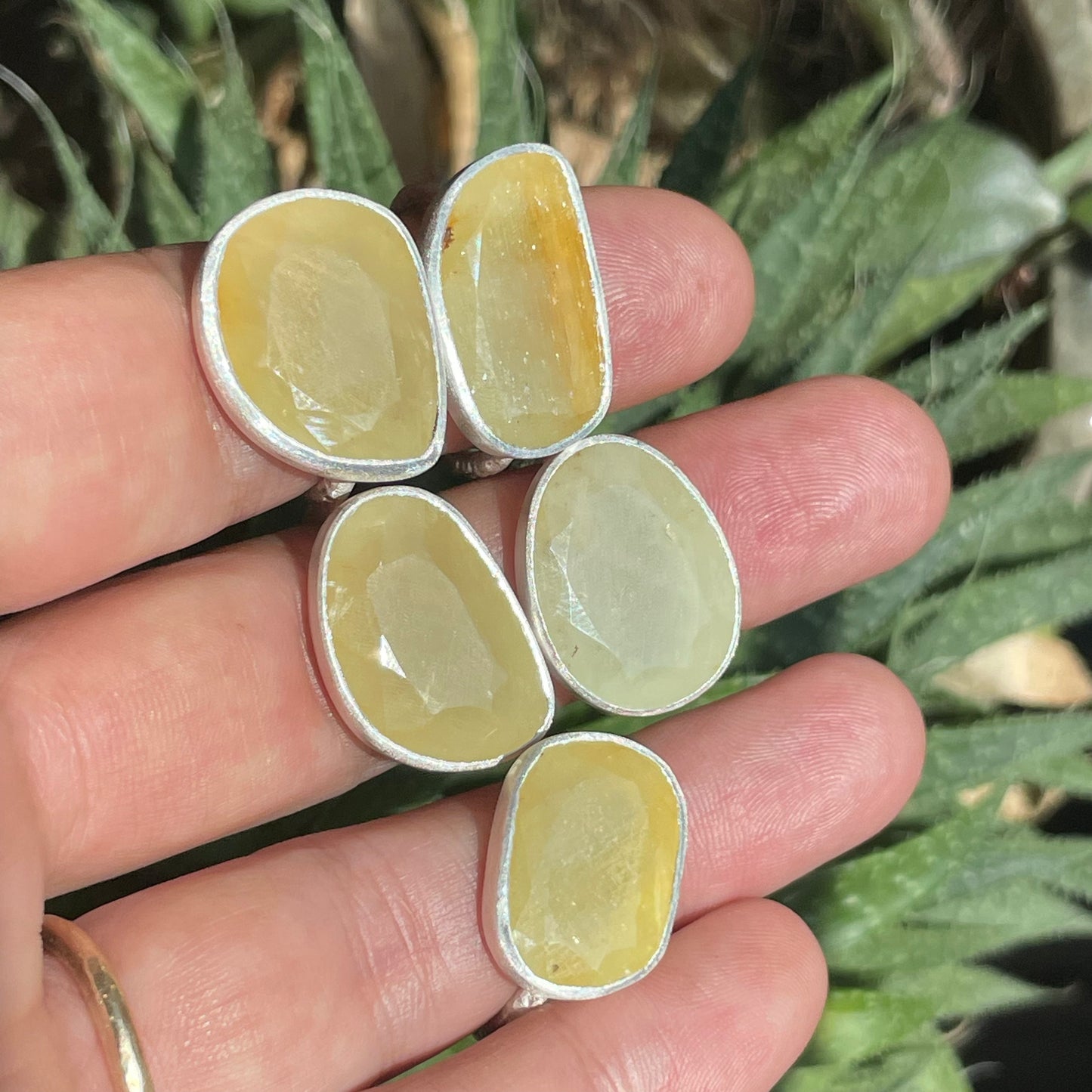 Yellow Sapphire Midi Slice