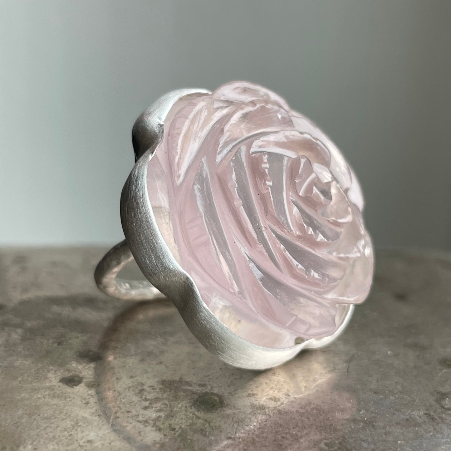 Rose Quartz Carved Classic XL