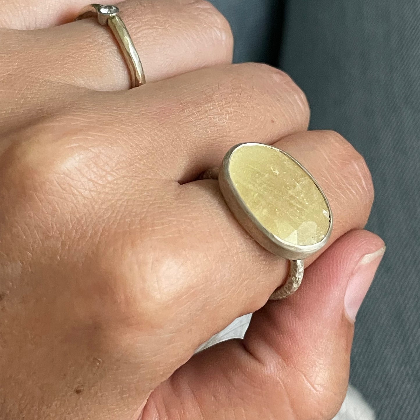 Yellow Sapphire Midi Slice