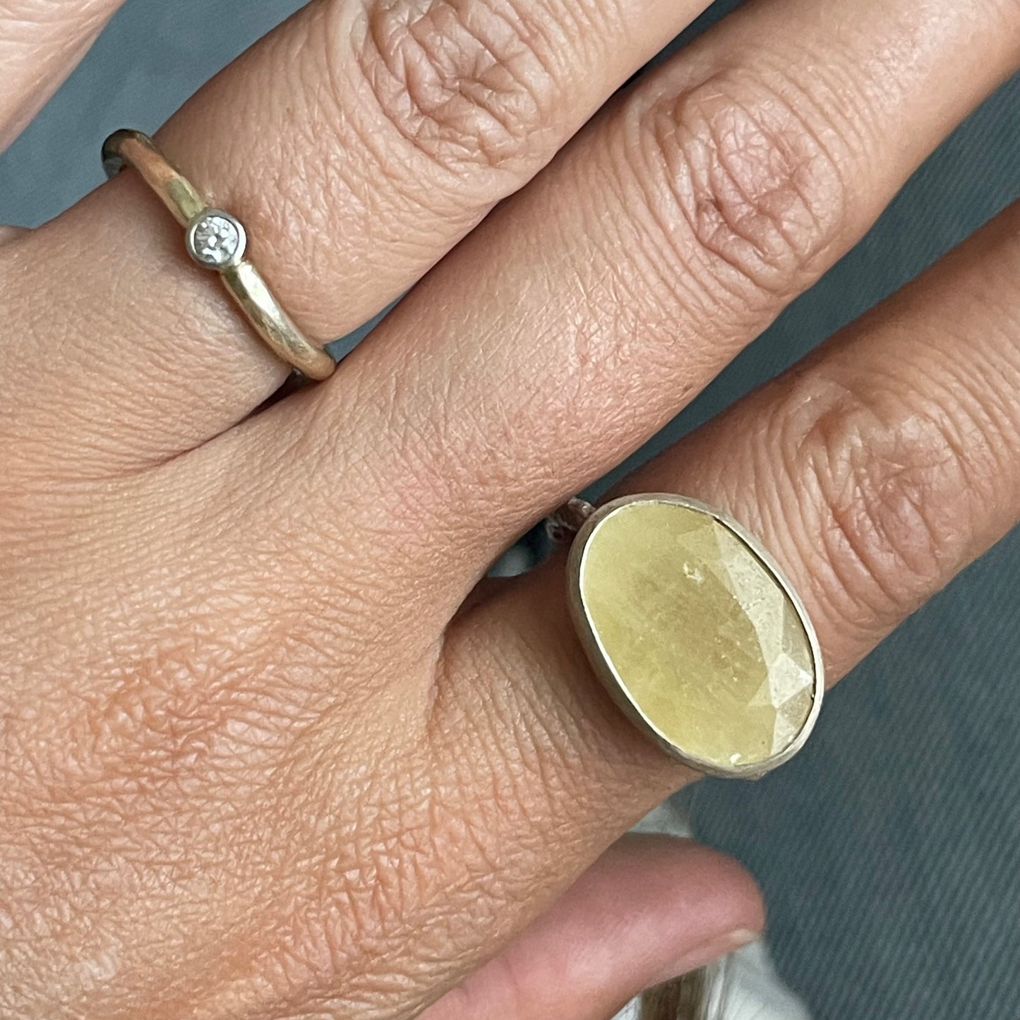 Yellow Sapphire Midi Slice