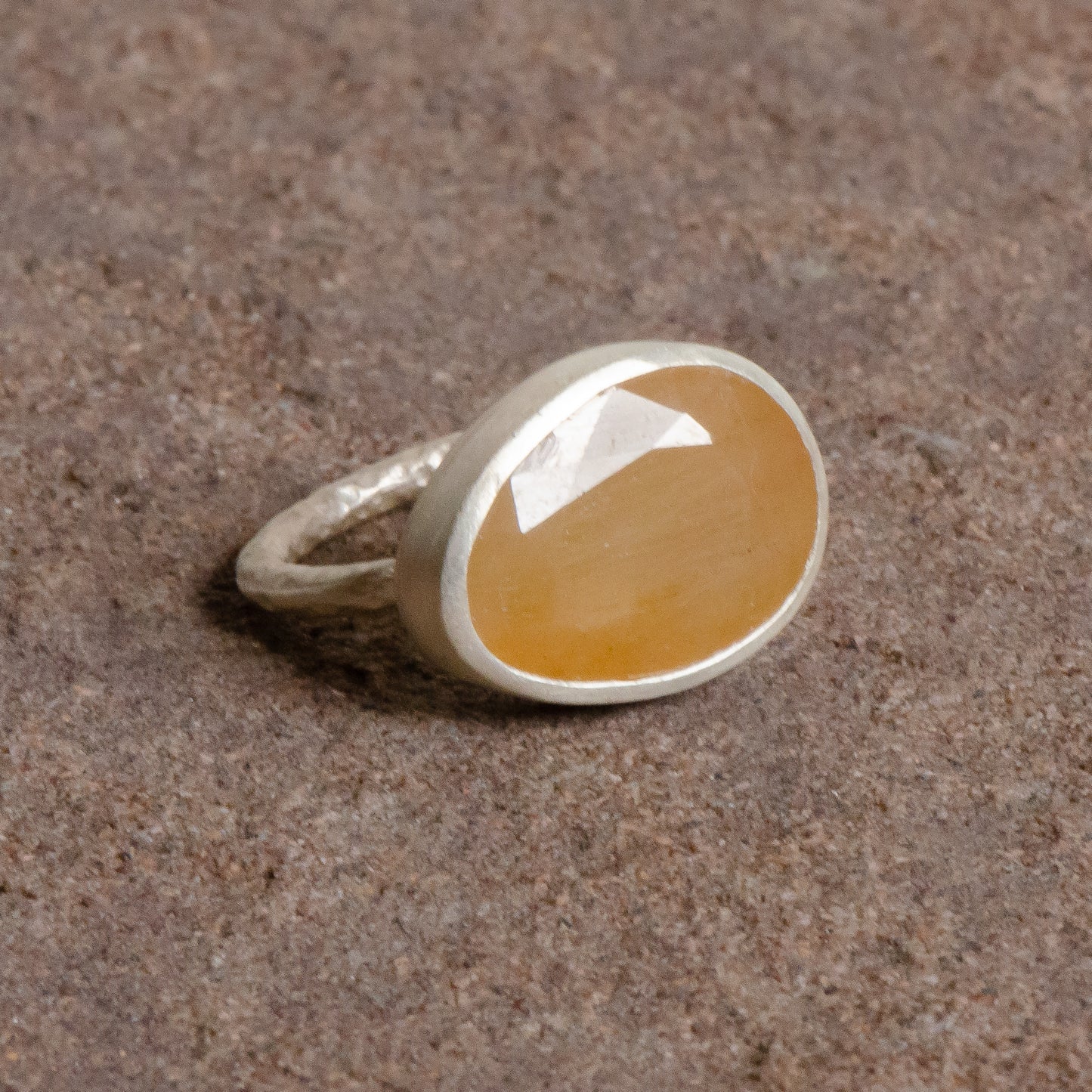 Yellow Sapphire Midi Slice