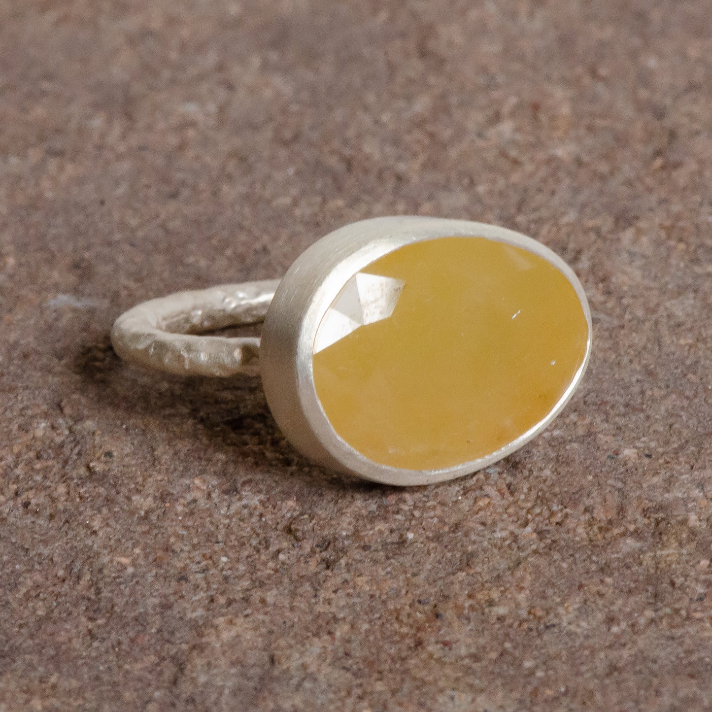 Yellow Sapphire Midi Slice