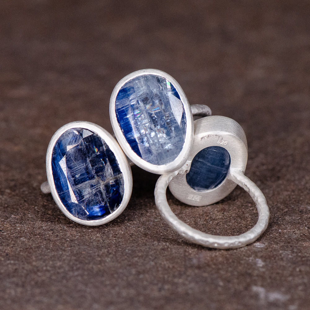 Kyanite Maxi Slice