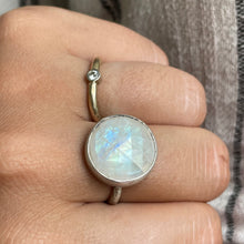 Load image into Gallery viewer, Rainbow Moonstone Midi