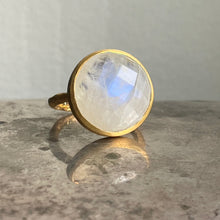 Load image into Gallery viewer, Rainbow Moonstone Midi Gold