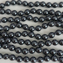 Load image into Gallery viewer, Hematite Medium + Basic Clasp