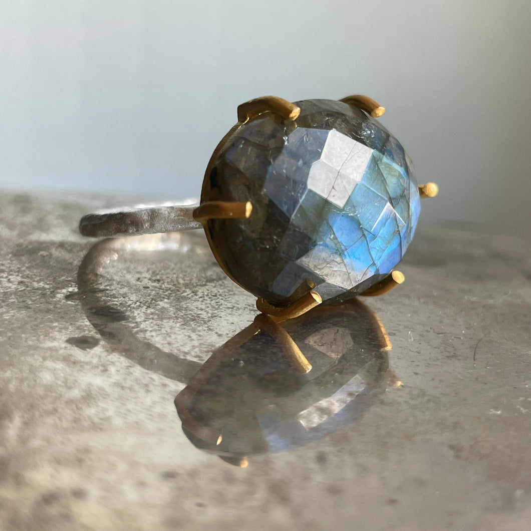 Labradorite Classic
