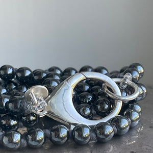 Hematite Medium + Basic Clasp