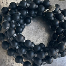 Load image into Gallery viewer, Black Onyx Medium