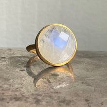 Load image into Gallery viewer, Rainbow Moonstone Midi Gold