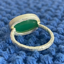 Load image into Gallery viewer, Chrysoprase Slice