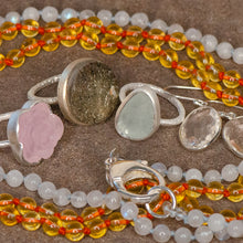 Load image into Gallery viewer, Citrine Medium + Clasp