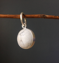 Load image into Gallery viewer, Howlite Pendant